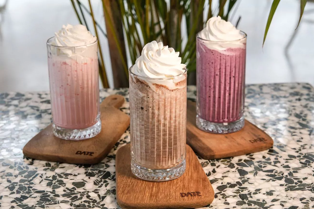 MILKSHAKE